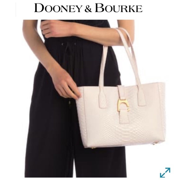 Dooney & Bourke Handbags - NWT Dooney & Bourke Small Shannon Tote Pink Blush